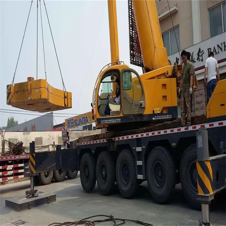 北海街道当地吊车出租|机器吊装|75吨|工厂搬迁服务